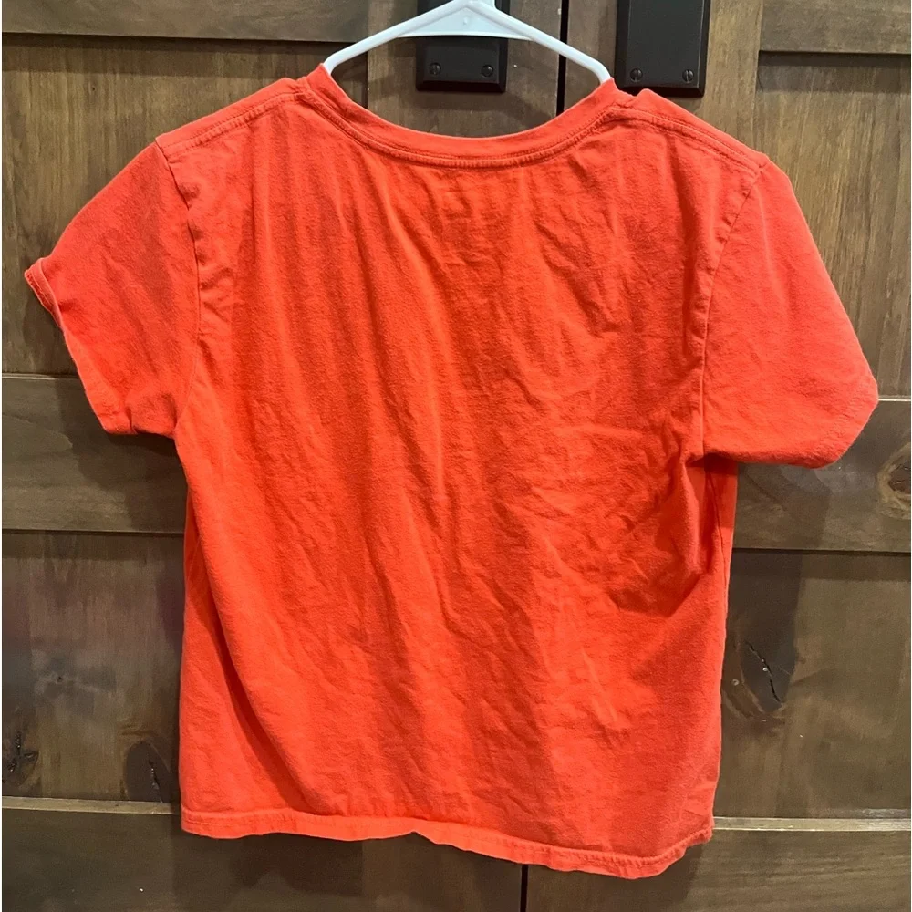 Red Roxy shirt! - Picture 2 of 4